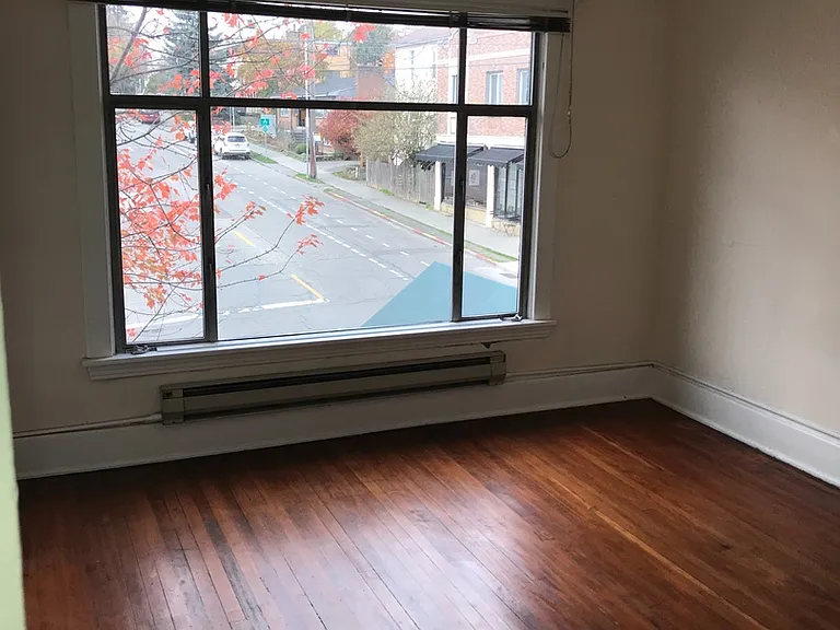 Fremont Apartments - Located on Fremont Ave — Photo 18