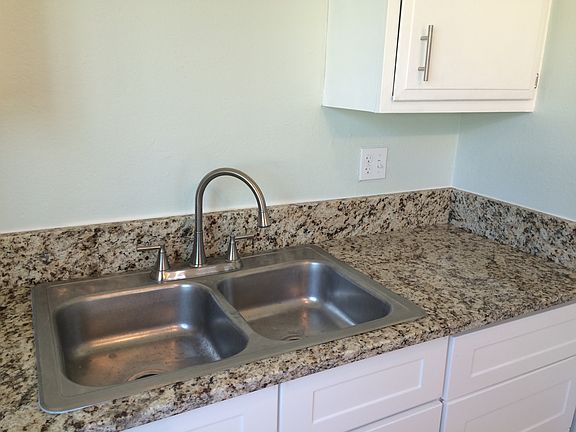 granite kitchen countertops
