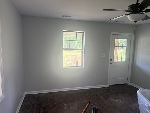 4th image of 377 County Road 8301