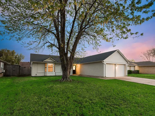 2657 Claremont Dr, Grand Prairie, TX 75052