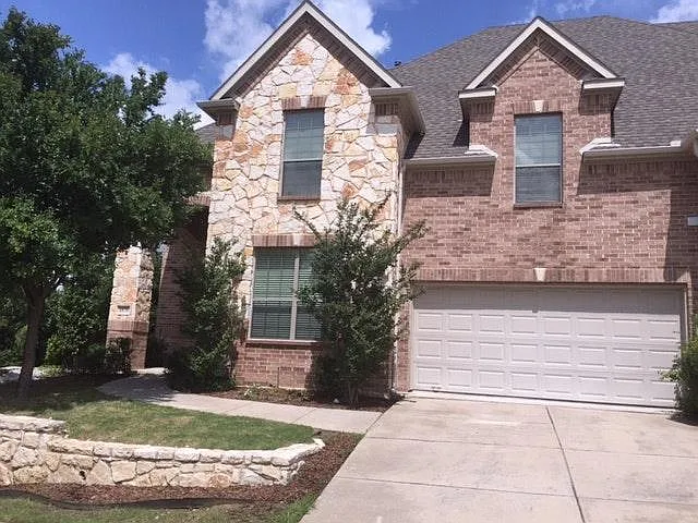1876 Leann Ln