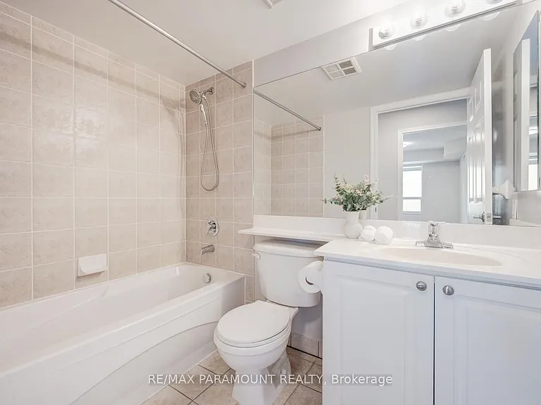 25 Kingsbridge Garden Cir #616 — Photo 32