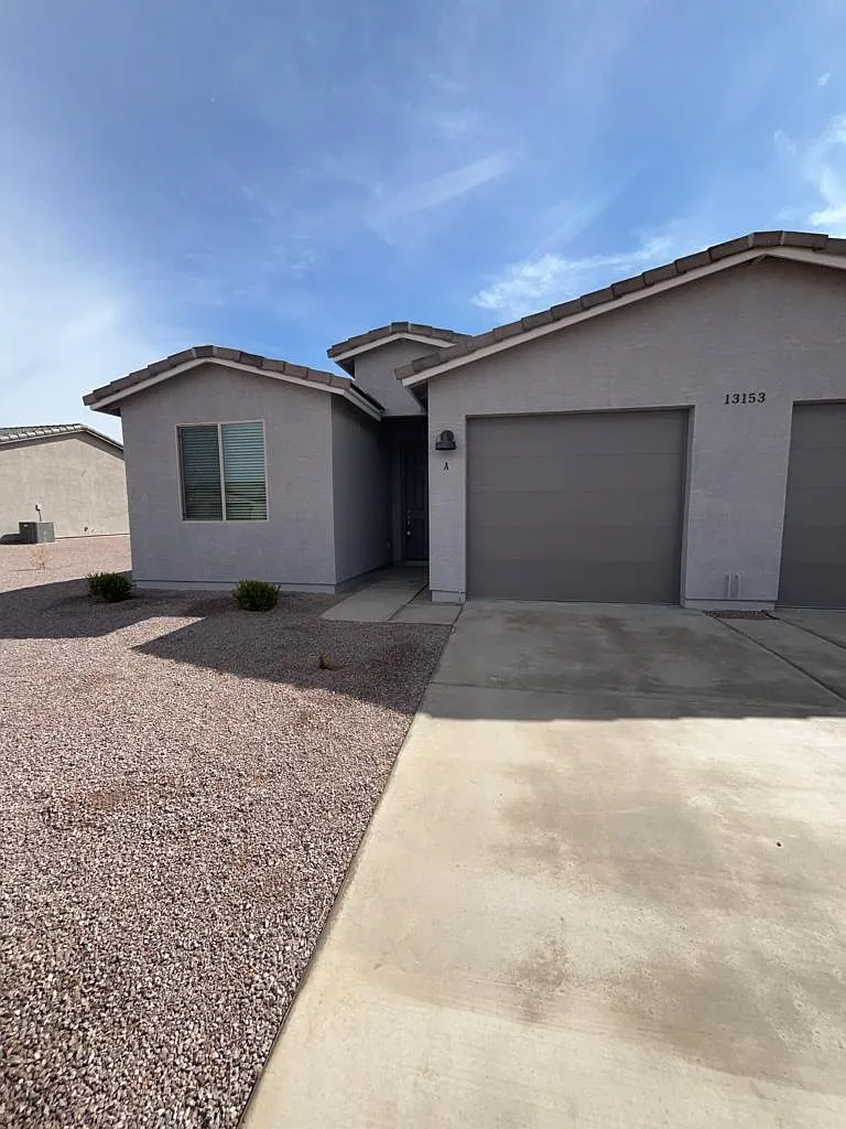 13153 S Altura Ln - B — Photo 2