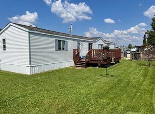 903 E 5th Ave, Fox Creek, AB T0H1P0