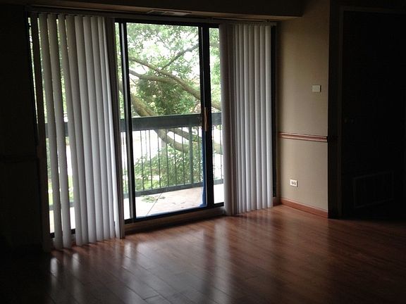 3rd image of 1840 Huntington Blvd APT 211