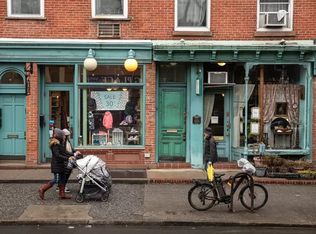 274 Court St #1, Brooklyn, NY 11231