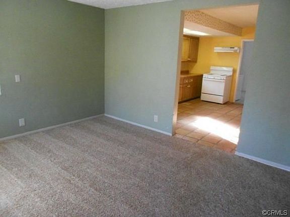 5th image of 33100 Willow Creek Dr