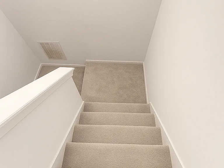 4378 Ashworth Ln — Photo 9