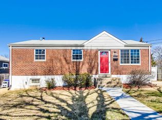 4617 Creek Shore Dr, Rockville, MD 20852