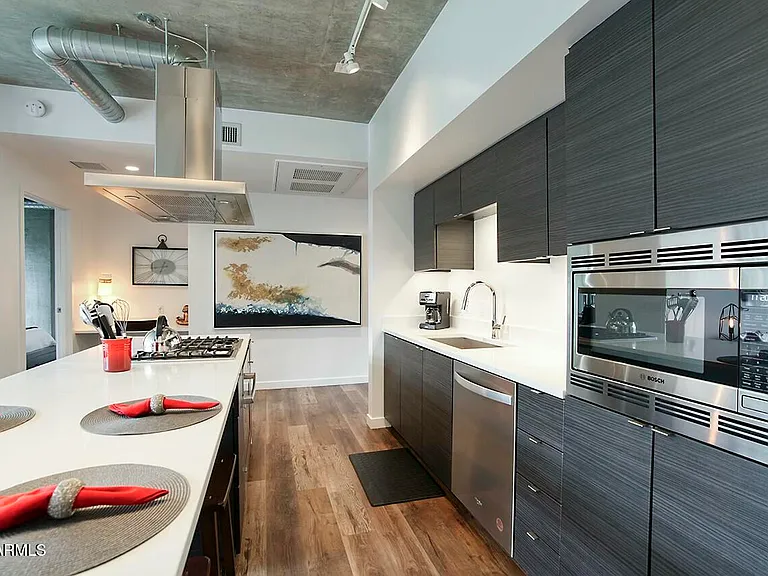 100 W Portland St #306 — Photo 8