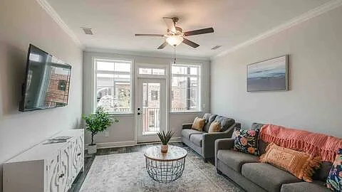 405 Ronan Way #A — Photo 12