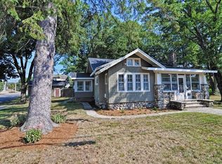 29 Henry St, Mansfield, MA 02048