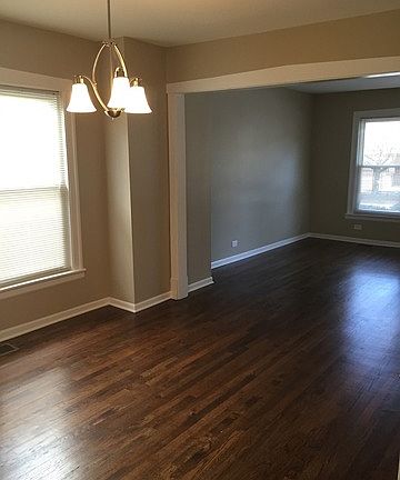 5th image of 4200 N McVicker Ave