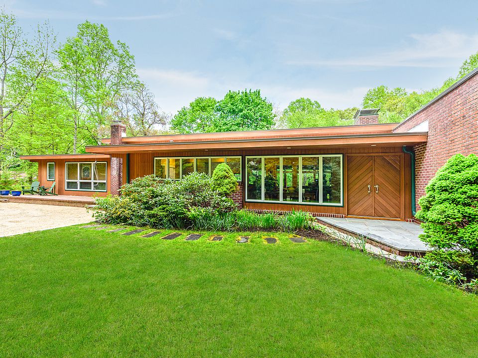 5 Fort Salonga Rd, Centerport, NY 11721 Zillow