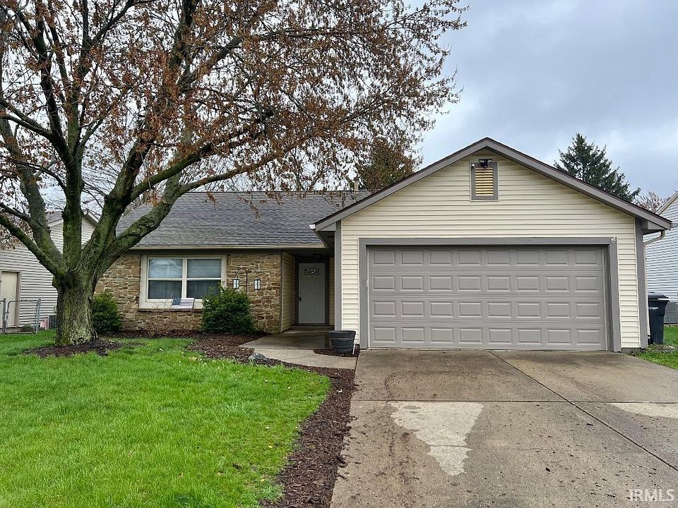 1st image of 3211 Thomas Dr