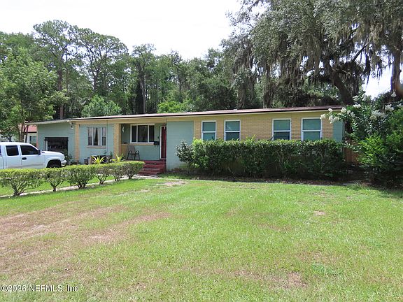 3rd image of 2295 LAKE Drive