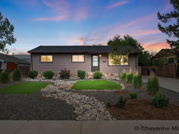 1025 Monroe Ave, Cheyenne, WY 82001