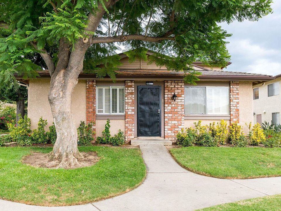 1st image of 2090 Calle La Sombra Unit 3