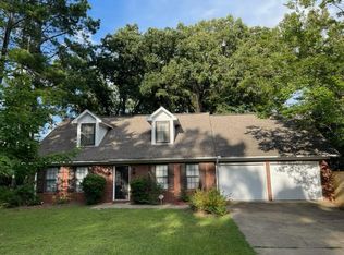 704 Ridgewood Manor Dr, Oxford, MS 38655