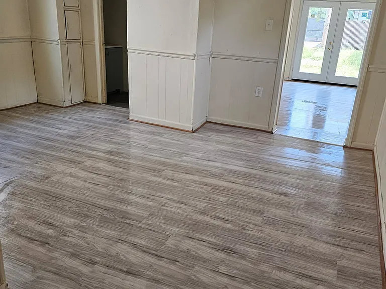913 N Elliott St — Photo 3