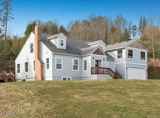 91158 Youngs River Rd, Astoria, OR 97103