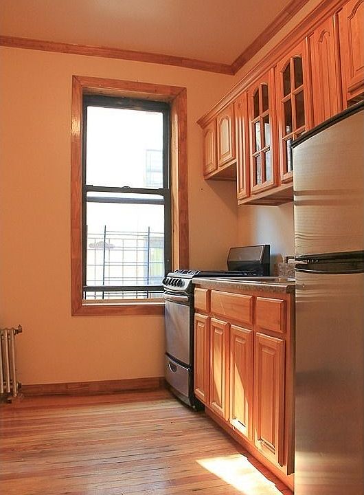 1st image of 280 Crown St APT B6