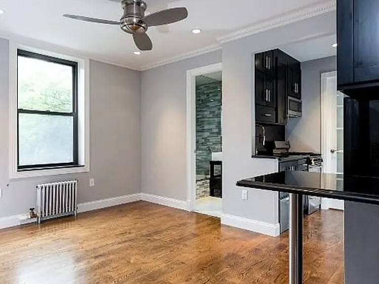 158 Avenue C #6 — Photo 9