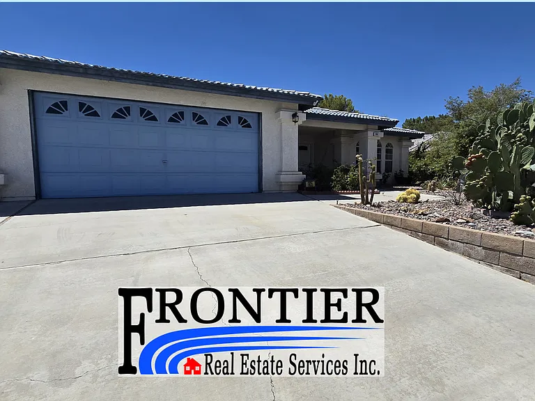 905 Cimarron Ct — Photo 1