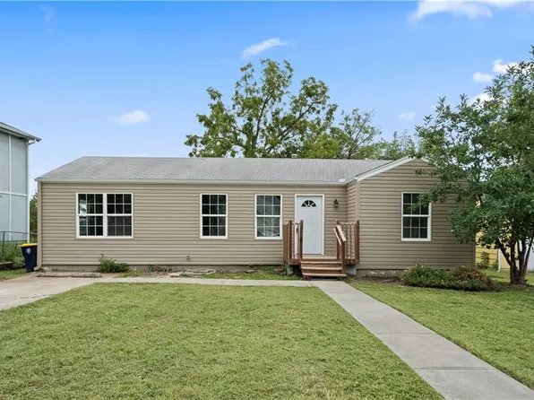 4311 N Virginia Ave, Kansas City, MO 64116