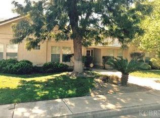 593 W Amber Way, Hanford, CA 93230