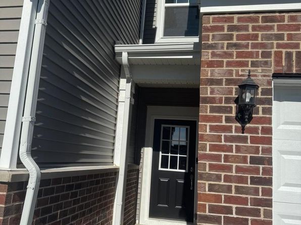 5928 Hawkweed Dr #5928