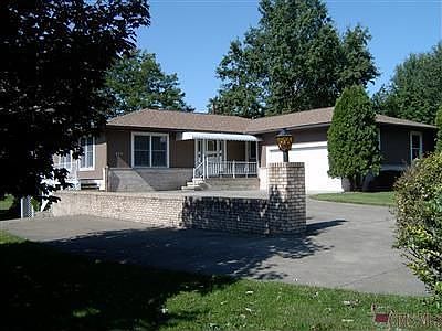 1st image of 180 Vineyard Way