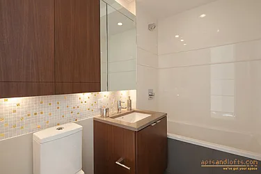 Rented by aptsandlofts.com