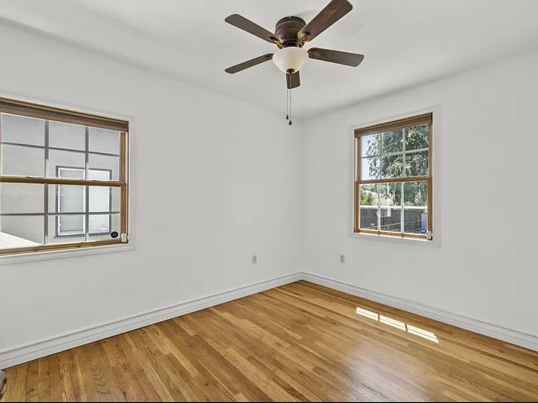 7418 Farmdale Ave — Photo 7
