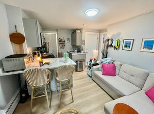 29 Thacher St #3, Boston, MA 02113