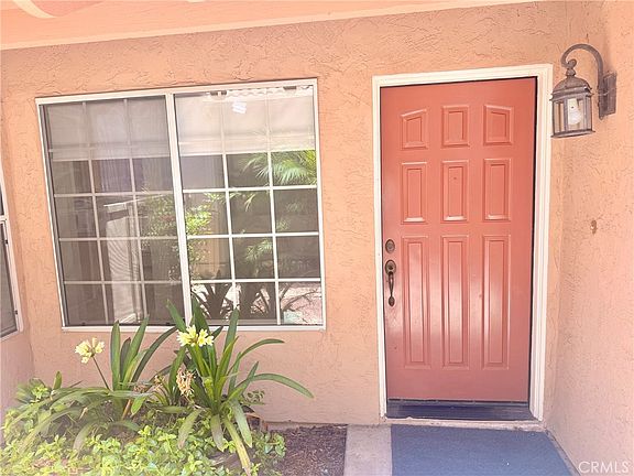 2nd image of 1722 Promenade Cir
