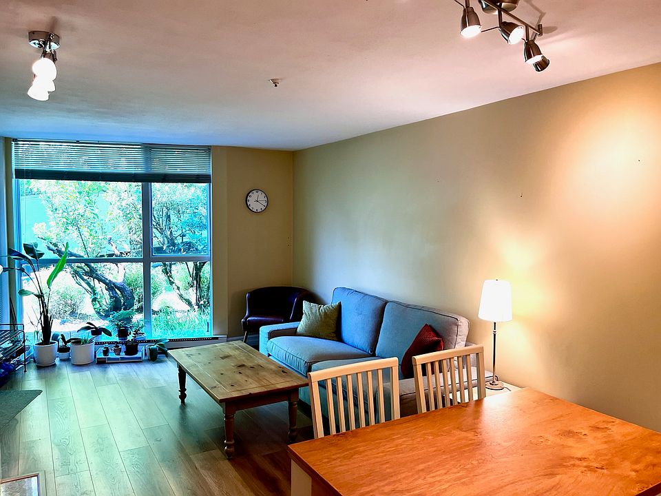 1st image of 8460 Jellicoe St