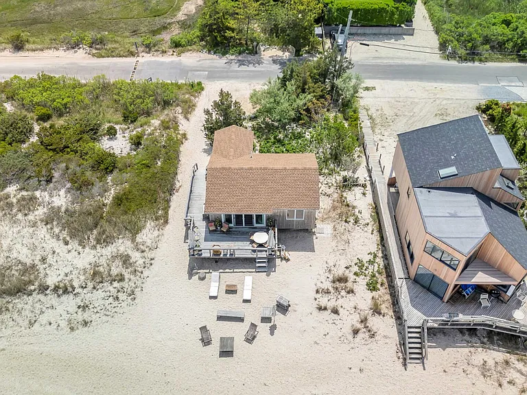 41 Cold Spring Point Rd — Photo 3