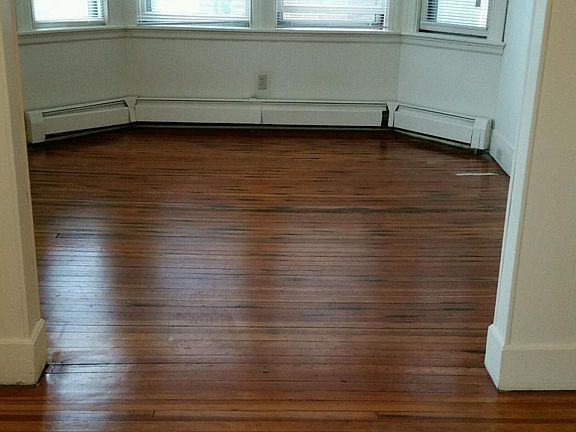 3rd image of 71 Medway St APT 1