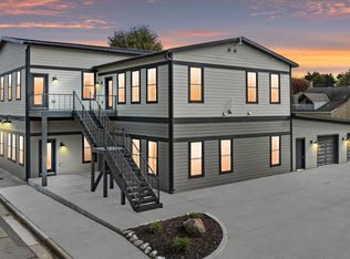 308 Oak St, Slinger, WI 53086