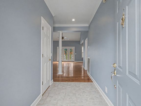 5th image of 7024 Northridge Dr