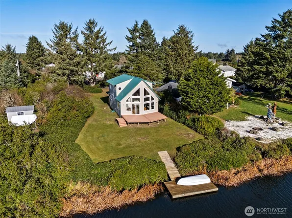 311 Otsego Street SW, Ocean Shores, WA 98569