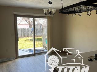 3616 S Berryfield Ln #1, Appleton, WI 54915
