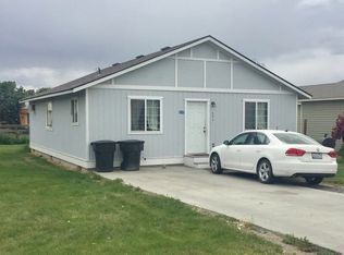 604 Mathew St, Granger, WA 98932