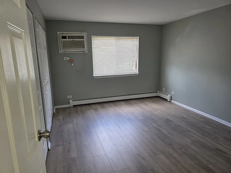 2332 Century Point Ln #F — Photo 2
