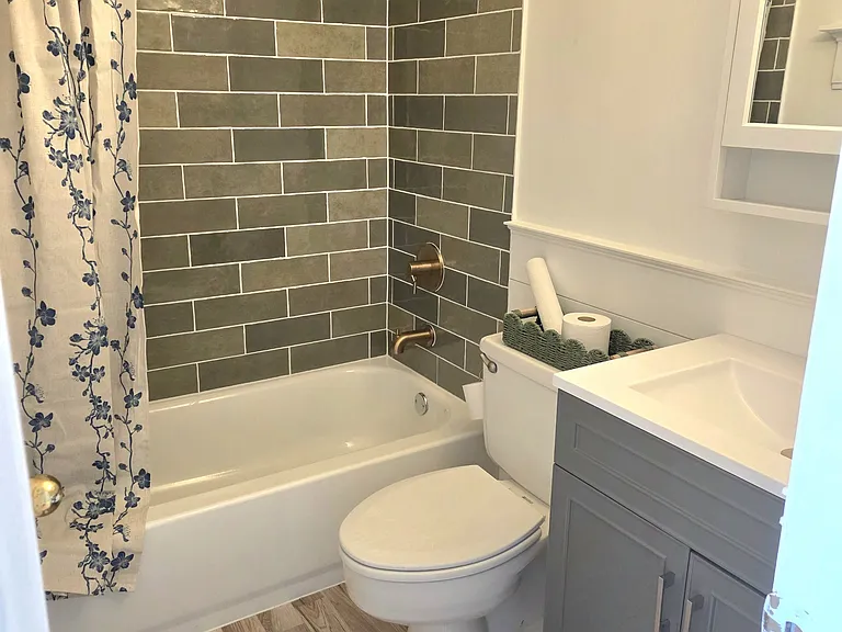 4 Grand St — Photo 17