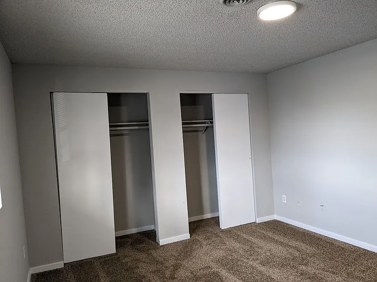Heritage Manor — Photo 10