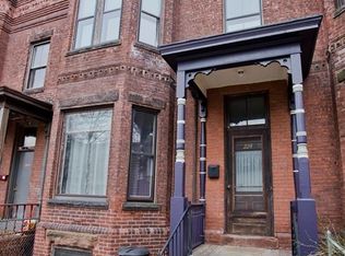 224 Walnut St, Holyoke, MA 01040