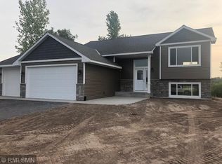 1005 Brookside Pkwy, Rush City, MN 55069
