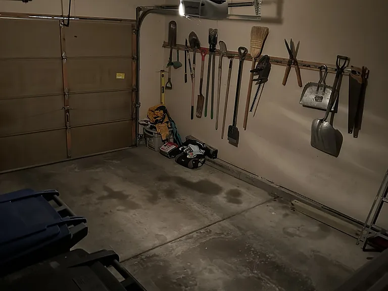 Single Car Garage Stall